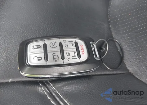 2022 Chrysler Pacifica Touring L z USA, uszkodzony, nr VIN 2C4RC1BG4NR186458